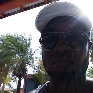 Meet your Posher, Christopher